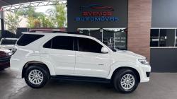 TOYOTA Hilux SW4 3.0 16V 4P SRV 4X4 TURBO DIESEL AUTOM�TICO