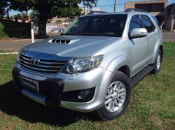 TOYOTA Hilux SW4 3.0 16V 4P SRV 4X4 7 LUGARES TURBO DIESEL AUTOM�TICO