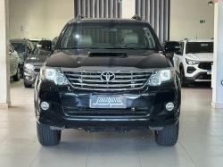 TOYOTA Hilux SW4 3.0 16V 4P SRV 4X4 7 LUGARES TURBO DIESEL AUTOM�TICO