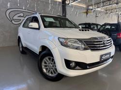 TOYOTA Hilux SW4 3.0 16V 4P 4X4 SRV TURBO DIESEL