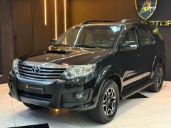 TOYOTA Hilux SW4 3.0 16V 4P SRV 4X4 TURBO DIESEL AUTOM�TICO