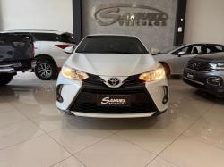 TOYOTA Yaris Hatch 1.5 16V 4P FLEX XL MULTIDRIVE AUTOM�TICO CVT