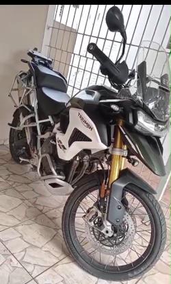 TRIUMPH Tiger 1200 