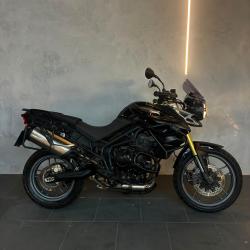 TRIUMPH Tiger 800 