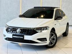 VOLKSWAGEN Jetta 1.4 4P 250 TSI R-LINE AUTOMÁTICO VOLKSWAGEN Jetta 1.4 4P 250 TSI R-LINE AUTOMÁTICO