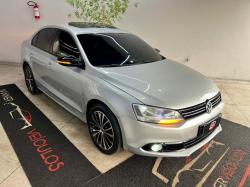 VOLKSWAGEN Jetta 2.0 4P COMFORTLINE TIPTRONIC AUTOM�TICO