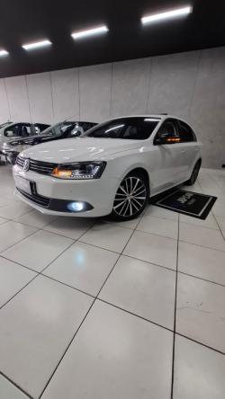 VOLKSWAGEN Jetta 2.0 4P FLEX COMFORTLINE TIPTRONIC AUTOM�TICO