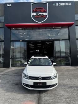 VOLKSWAGEN Jetta 2.0 4P TSI HIGHLINE 211 CV AUTOM�TICO