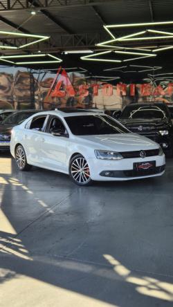 VOLKSWAGEN Jetta 2.0 4P FLEX COMFORTLINE TIPTRONIC AUTOM�TICO