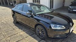 VOLKSWAGEN Jetta 2.0 4P TSI HIGHLINE 211 CV AUTOM�TICO