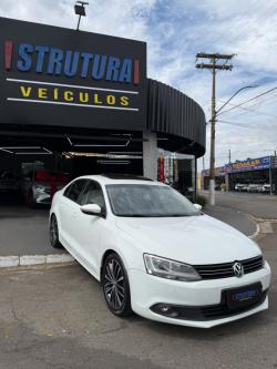 VOLKSWAGEN Jetta 2.0 4P COMFORTLINE TIPTRONIC AUTOM�TICO