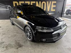 VOLKSWAGEN Jetta 2.0 4P COMFORTLINE FLEX