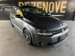 VOLKSWAGEN Jetta 2.0 4P COMFORTLINE FLEX