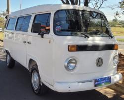 VOLKSWAGEN Kombi 1.6 STD 9 LUGARES