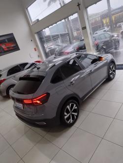 VOLKSWAGEN Nivus 1.0 4P FLEX 200 TSI HIGHLINE TURBO AUTOMTICO