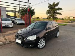 VOLKSWAGEN Polo Hatch 1.6 4P FLEX