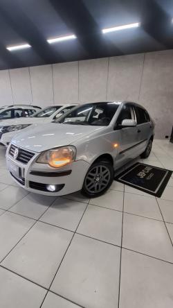 VOLKSWAGEN Polo Sedan 1.6 4P COMFORTLINE FLEX