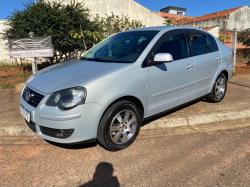 VOLKSWAGEN Polo Sedan 1.6 4P FLEX