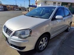 VOLKSWAGEN Polo Sedan 1.6 4P FLEX