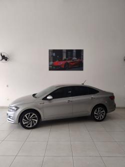 VOLKSWAGEN Virtus 1.0 4P 200 TSI FLEX HIGHLINE AUTOMÁTICO