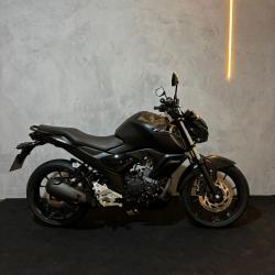 YAMAHA FZ 15 Fazer ABS