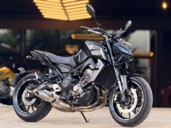 YAMAHA MT-09 850 