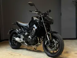 YAMAHA MT-09 850 ABS YAMAHA MT-09 850 ABS