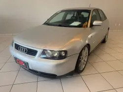AUDI A3 1.8 4P