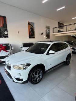 BMW X1 2.0 16V 4P S DRIVE 20I X-LINE TURBO AUTOMTICO