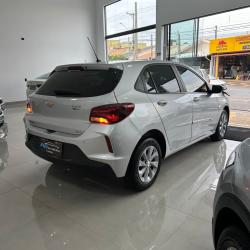 CHEVROLET Onix Hatch 1.0 4P FLEX LTZ TURBO