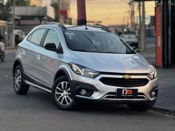 CHEVROLET Onix Hatch 1.4 4P FLEX ACTIV