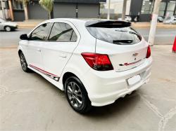 CHEVROLET Onix Hatch 1.4 4P FLEX EFFECT