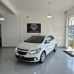CHEVROLET Onix Hatch 1.4 4P FLEX LT