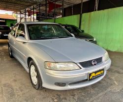 CHEVROLET Vectra Sedan 2.2 4P MILENIUM