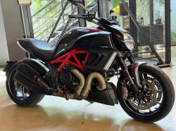 DUCATI Diavel 1200 CARBON