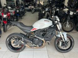 DUCATI Monster 797 