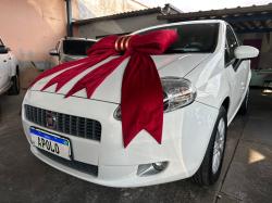 FIAT Punto 1.8 16V 4P FLEX ESSENCE DUALOGIC AUTOMATIZADO