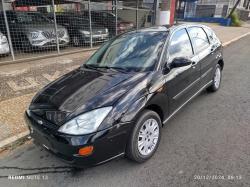 FORD Focus Hatch 1.8 16V 4P