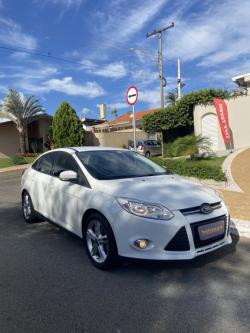 FORD Focus Sedan 2.0 16V 4P FLEX SE POWERSHIFT AUTOMTICO