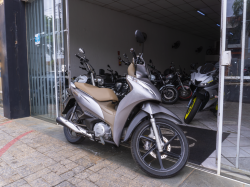 HONDA Biz 125 +