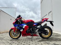 HONDA CBR 1000 RR FIRE BLADE