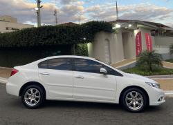 HONDA Civic 2.0 16V 4P FLEX EXR AUTOMTICO