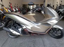 HONDA PCX 150 DLX