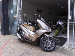 HONDA PCX 150 DLX