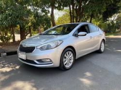 KIA Cerato Sedan 1.6 16V 4P SX3 AUTOMTICO