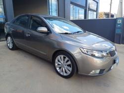 KIA Cerato Sedan 1.6 16V 4P SX3 AUTOMTICO