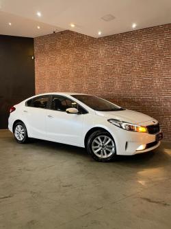 KIA Cerato Sedan 1.6 16V 4P SX AUTOMTICO
