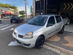 RENAULT Clio Hatch 1.0 16V 4P FLEX CAMPUS