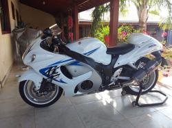 SUZUKI GSX-R 1300 Hayabusa 