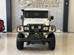 TOYOTA Bandeirante 3.7 4X4 DIESEL TETO RGIDO